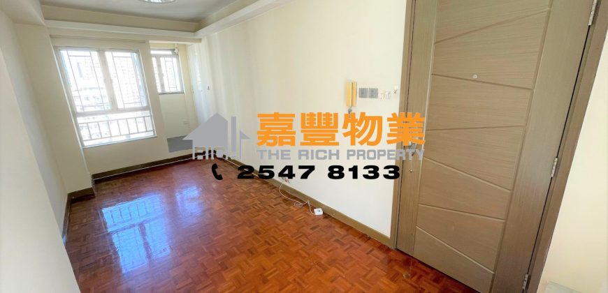 – Extremely high rental returns in HK Island – Next to MTR station, access to anywhere instantly