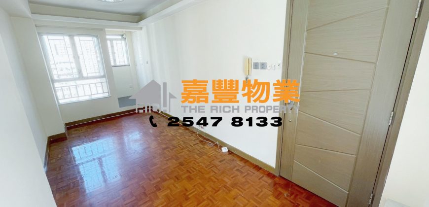 – Extremely high rental returns in HK Island – Next to MTR station, access to anywhere instantly